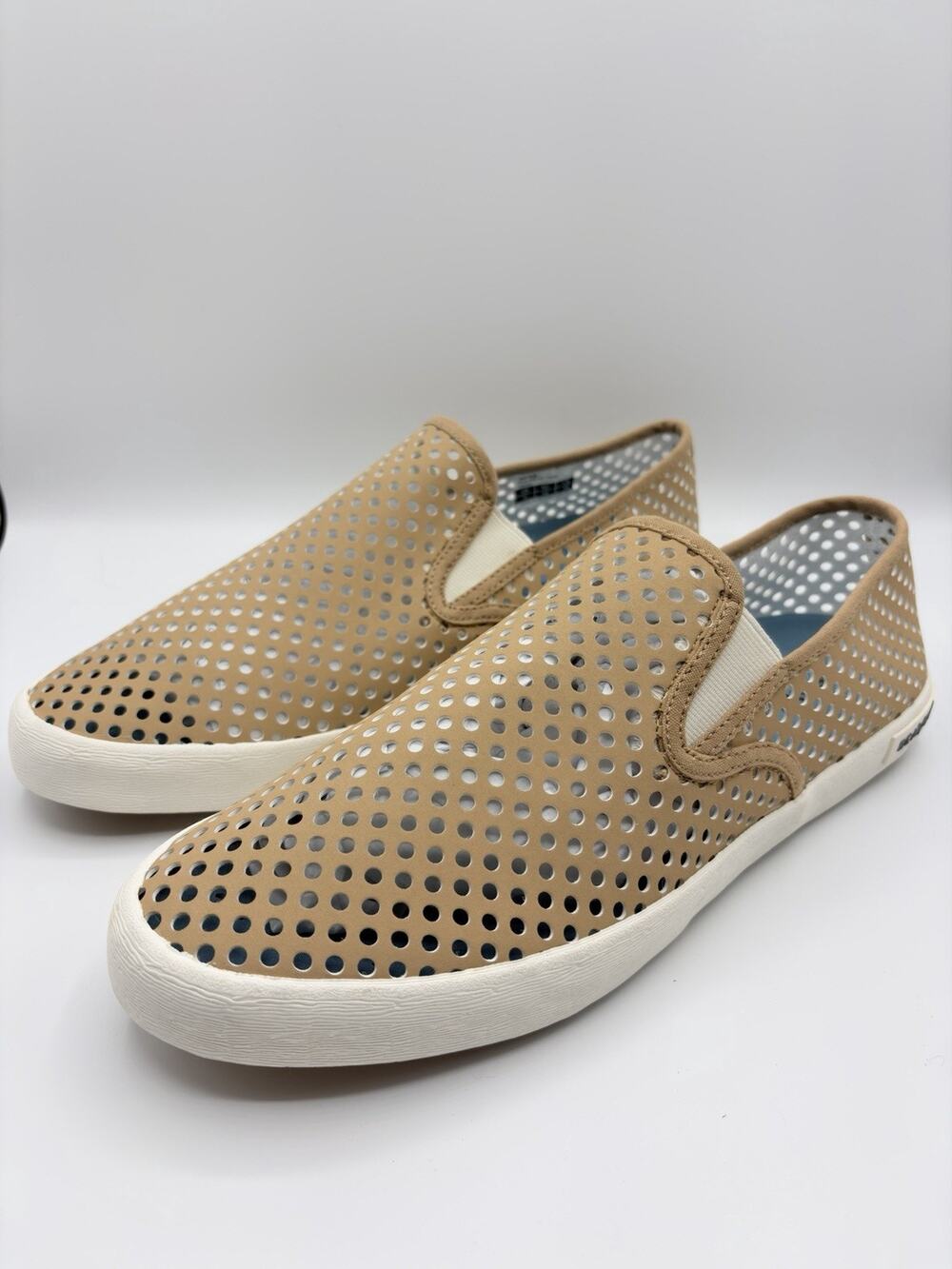 SeaVees Baja Slip On Portal Shoes Mens 11 Perforated Casual Comfort Low Top Tan